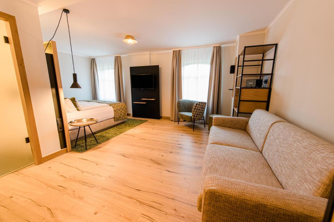 Weinhotel Freylich Zahn 프레이버그 외부 사진
