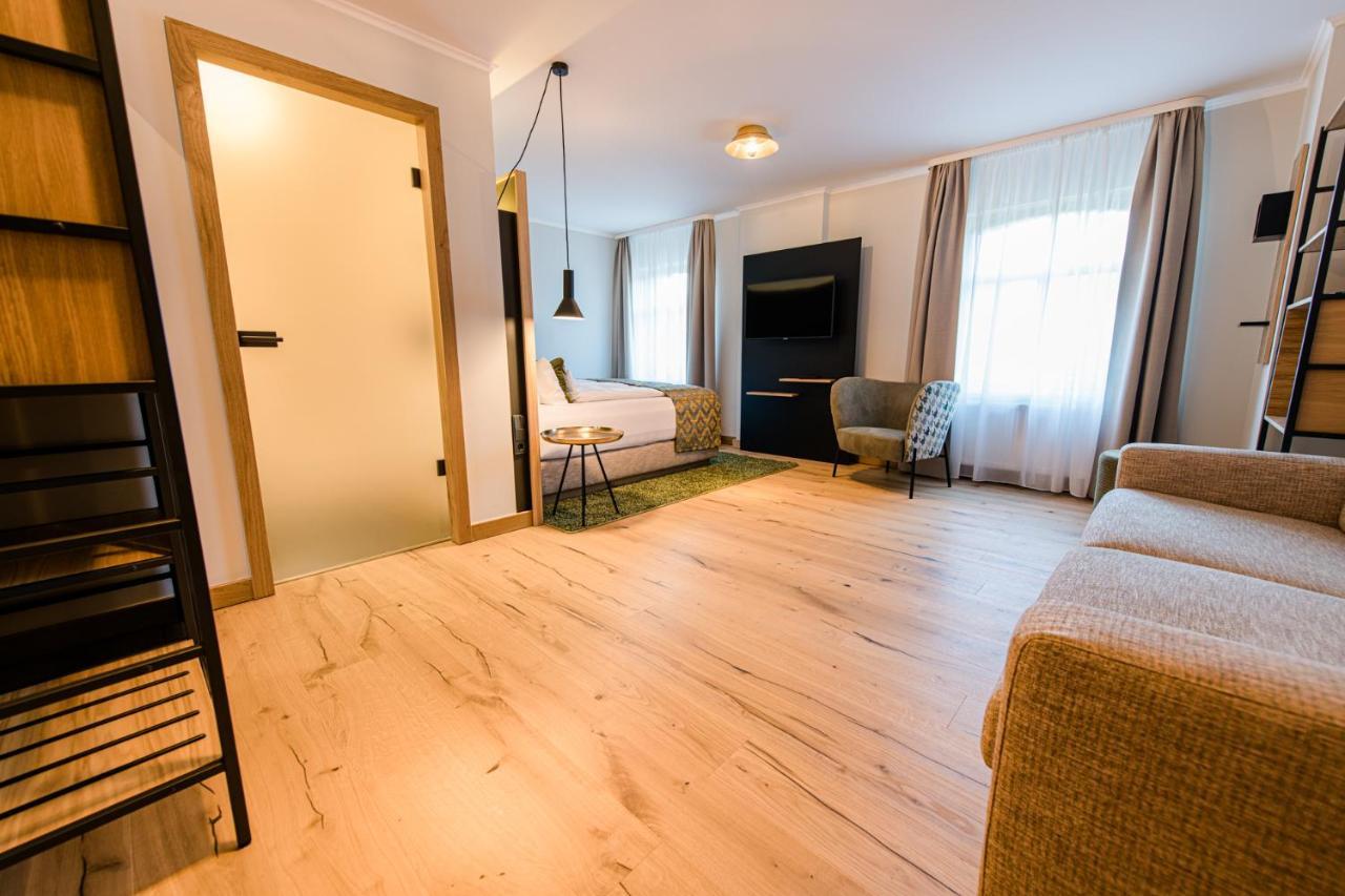 Weinhotel Freylich Zahn 프레이버그 외부 사진
